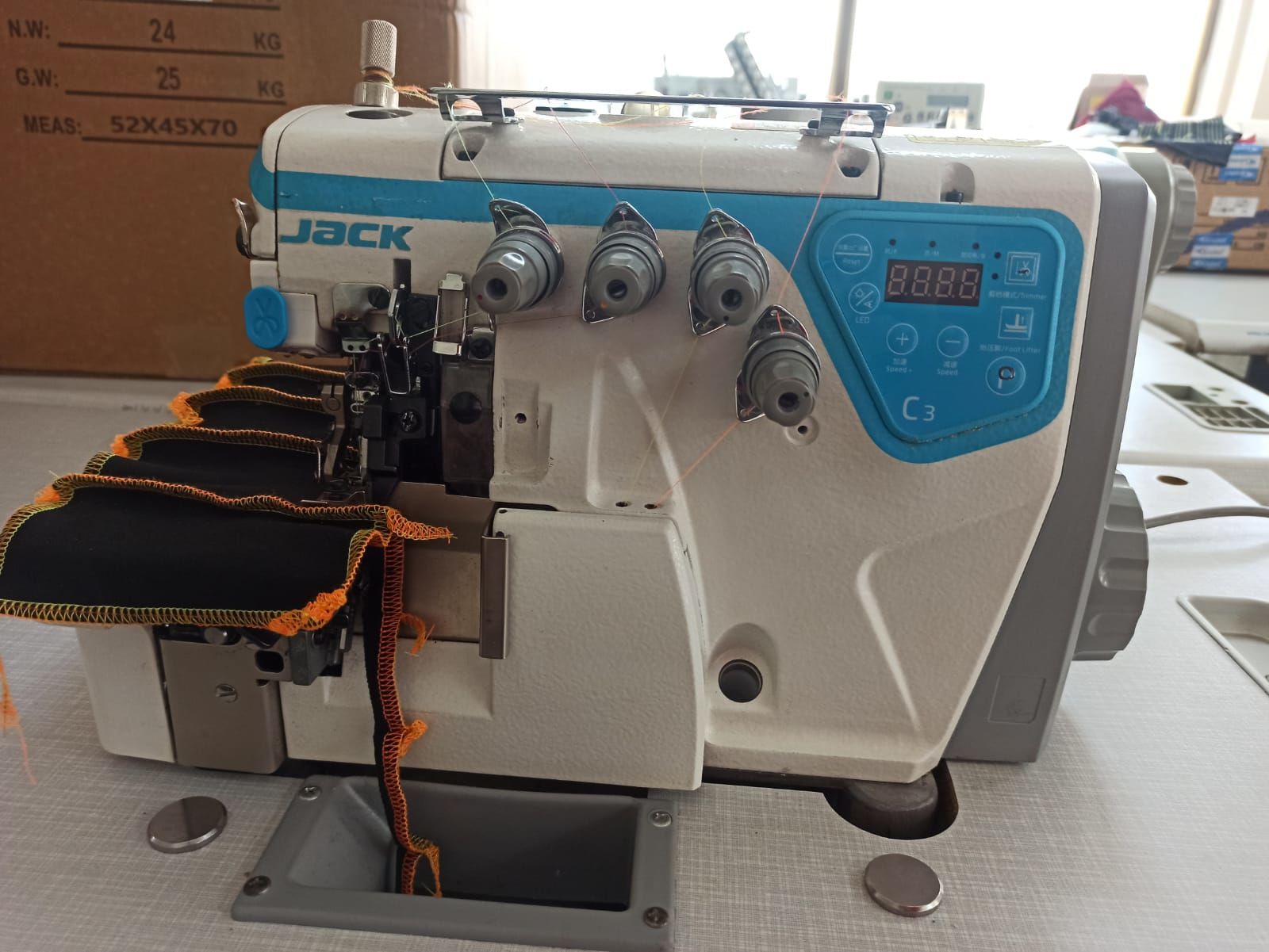 JACK - Dikiş Makinaları | Jack JK-C3-4-M03/333 4 İplik Akıllı